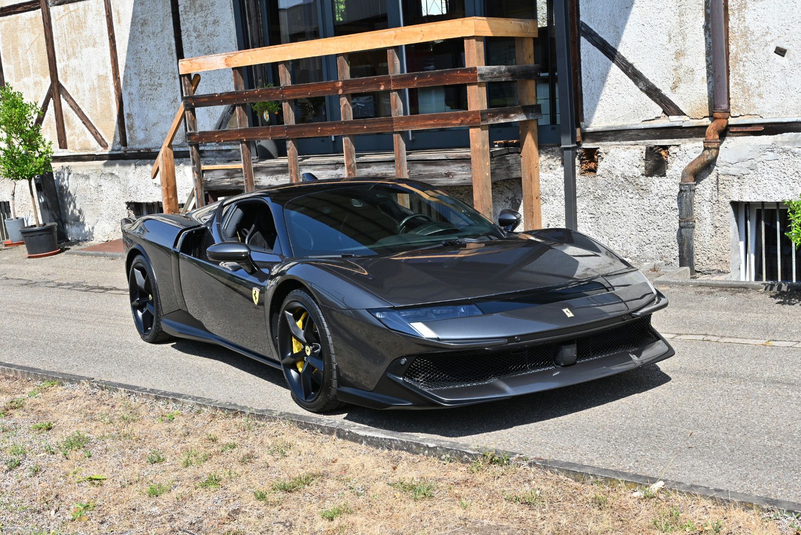 FERRARI